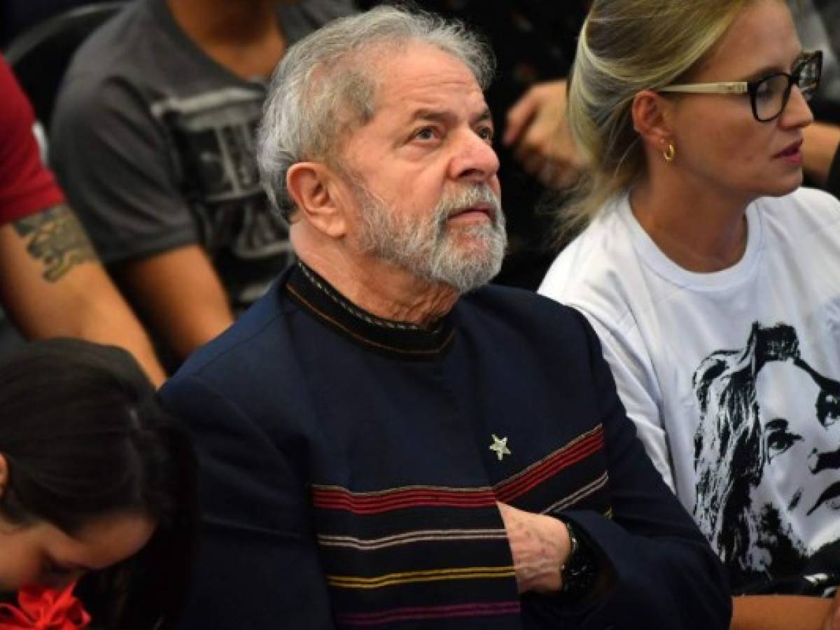 Juez de corte suprema niega pedido de Lula para evitar prisión
