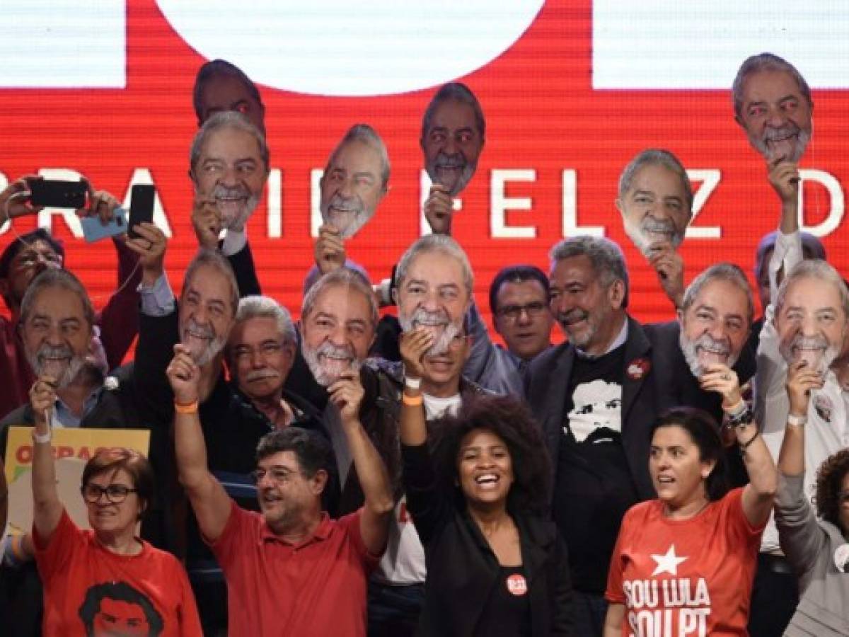 Lula, el candidato improbable, cada vez más líder de las encuestas en Brasil