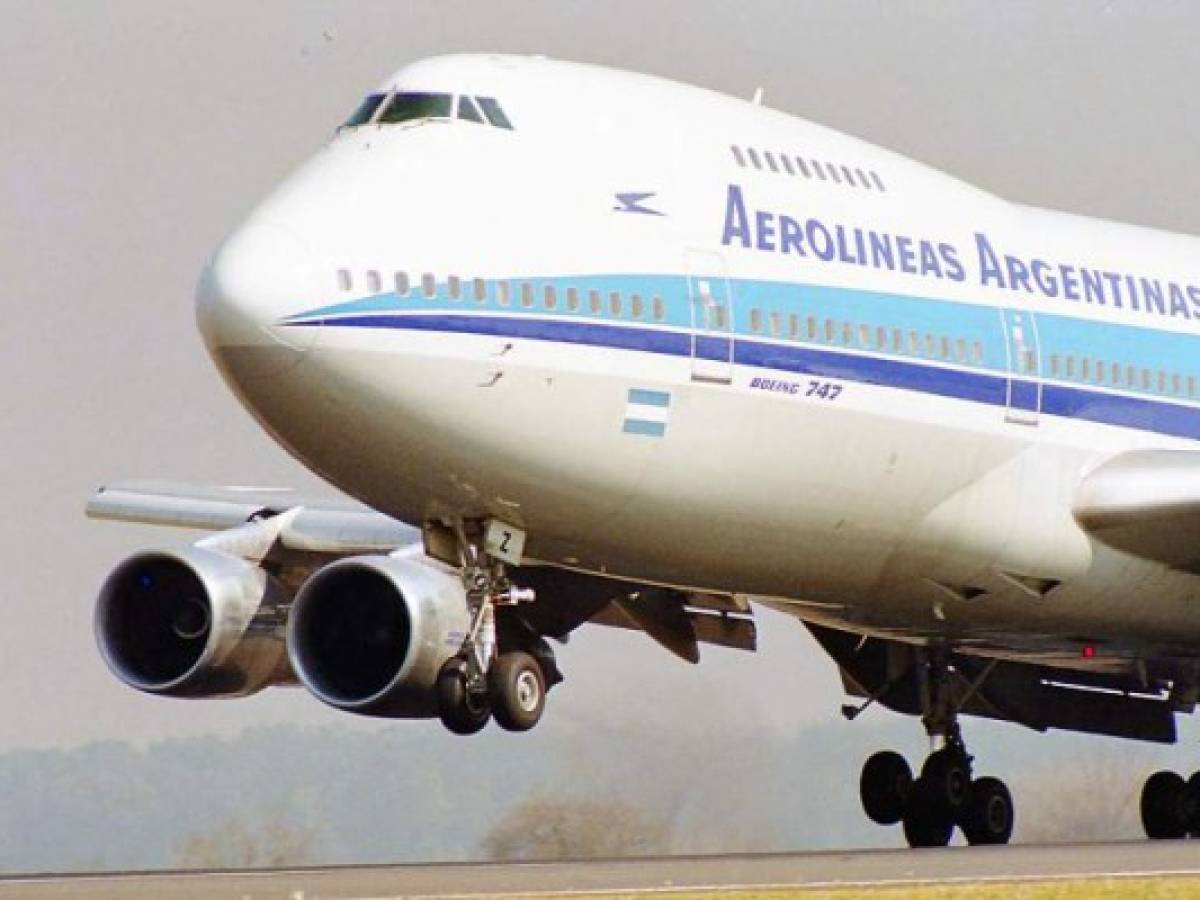 Aerolíneas Argentinas anula su vuelo semanal a Venezuela