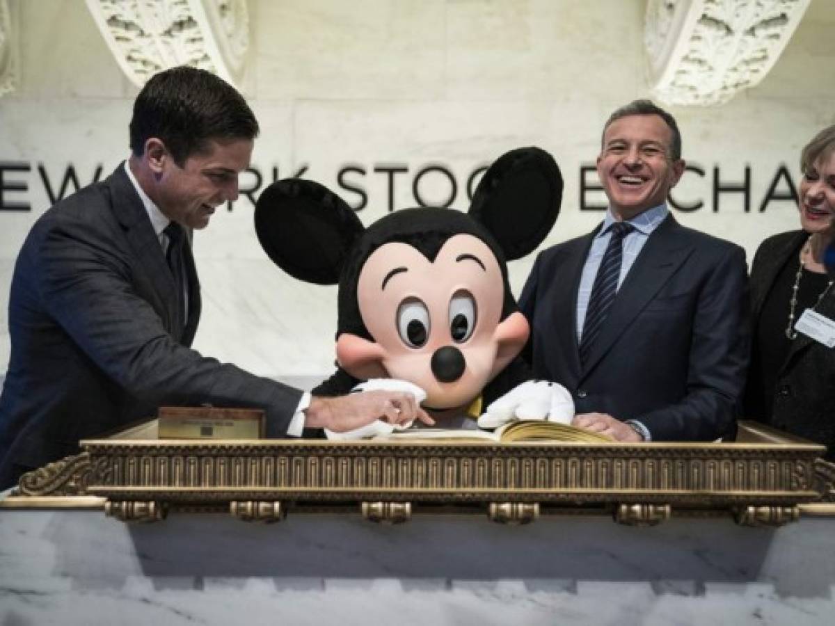 Bob Iger, CEO de Disney, dejó su cargo tras 15 años