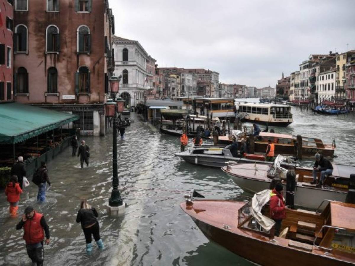 Venecia inundada y en shock tras histórica marea