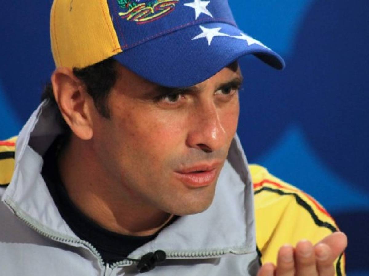 Capriles: 'Maduro es capaz de suspender legislativas'