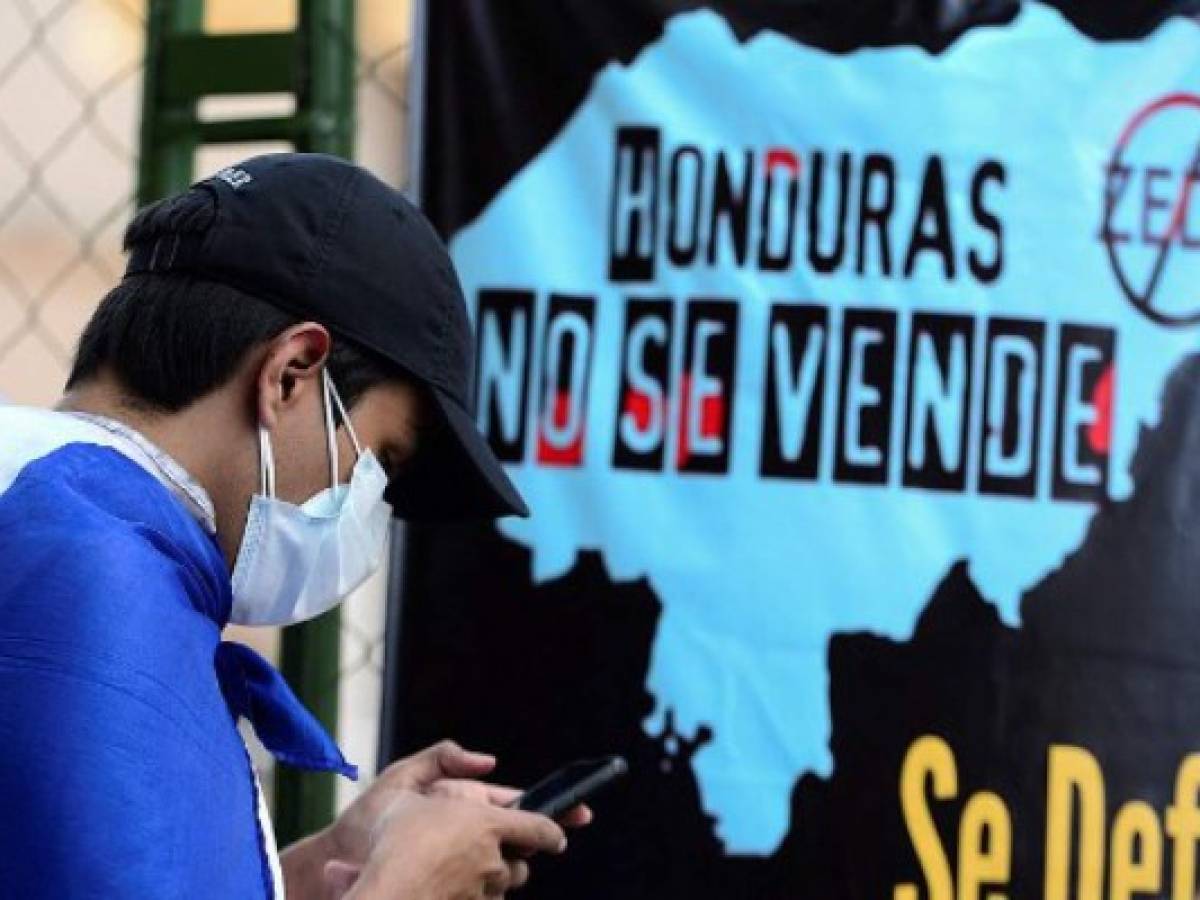 Cientos de personas manifiestan en Honduras contra las ciudades modelo