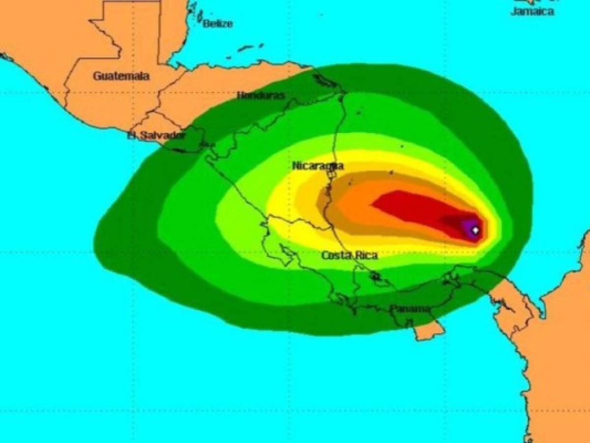 Nicaragua y Costa Rica en alerta ante posible huracán Otto