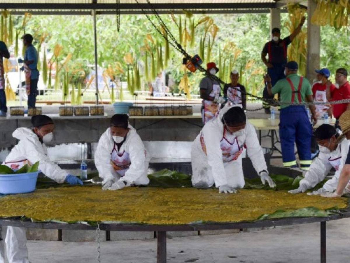 Panamá: Indígenas logran récord Guinness con el 'patacón' más grande del mundo