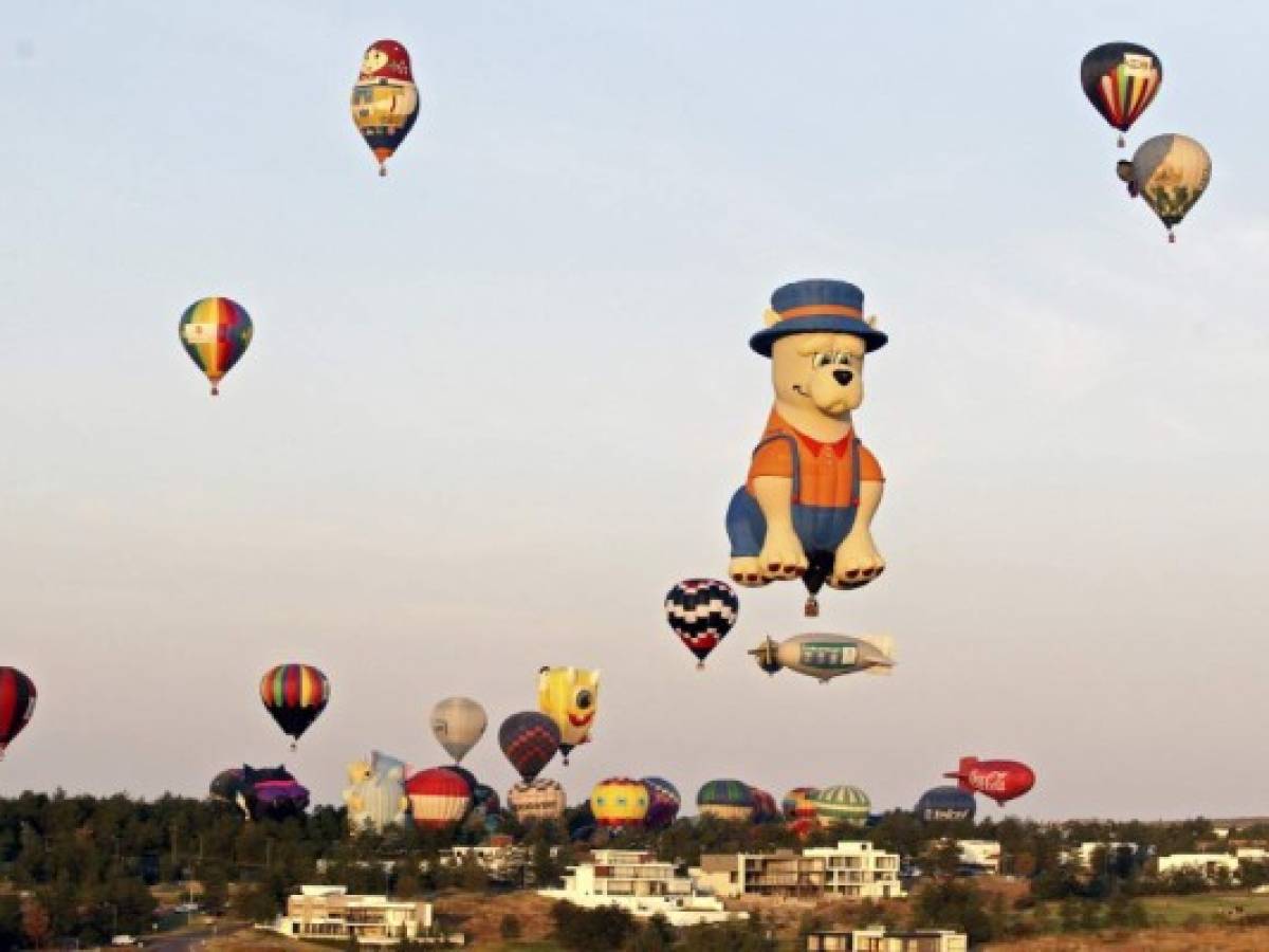 FOTOGALERÍA: Globos aerostáticos llenan de color el cielo en México