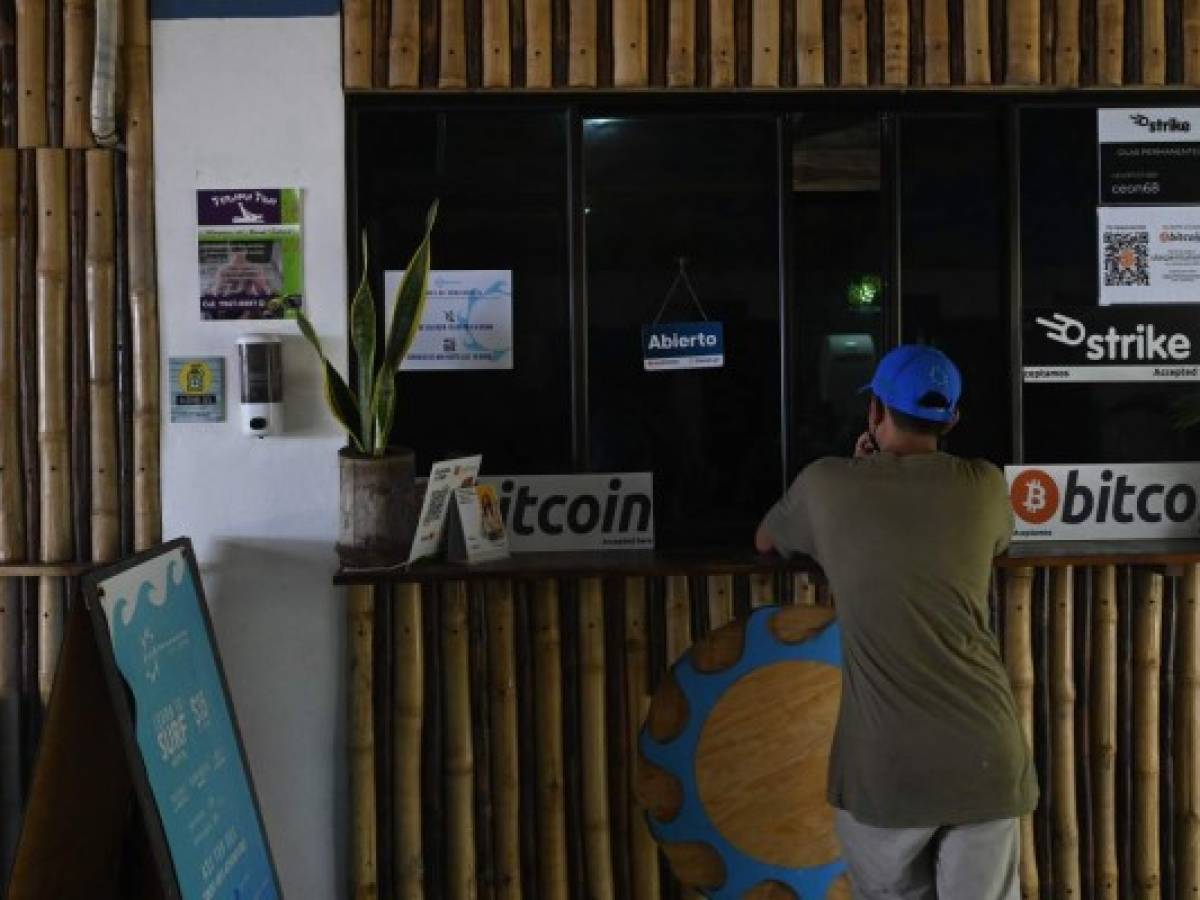 El Salvador: Empresarios que no acepten el bitcoin serían sancionados