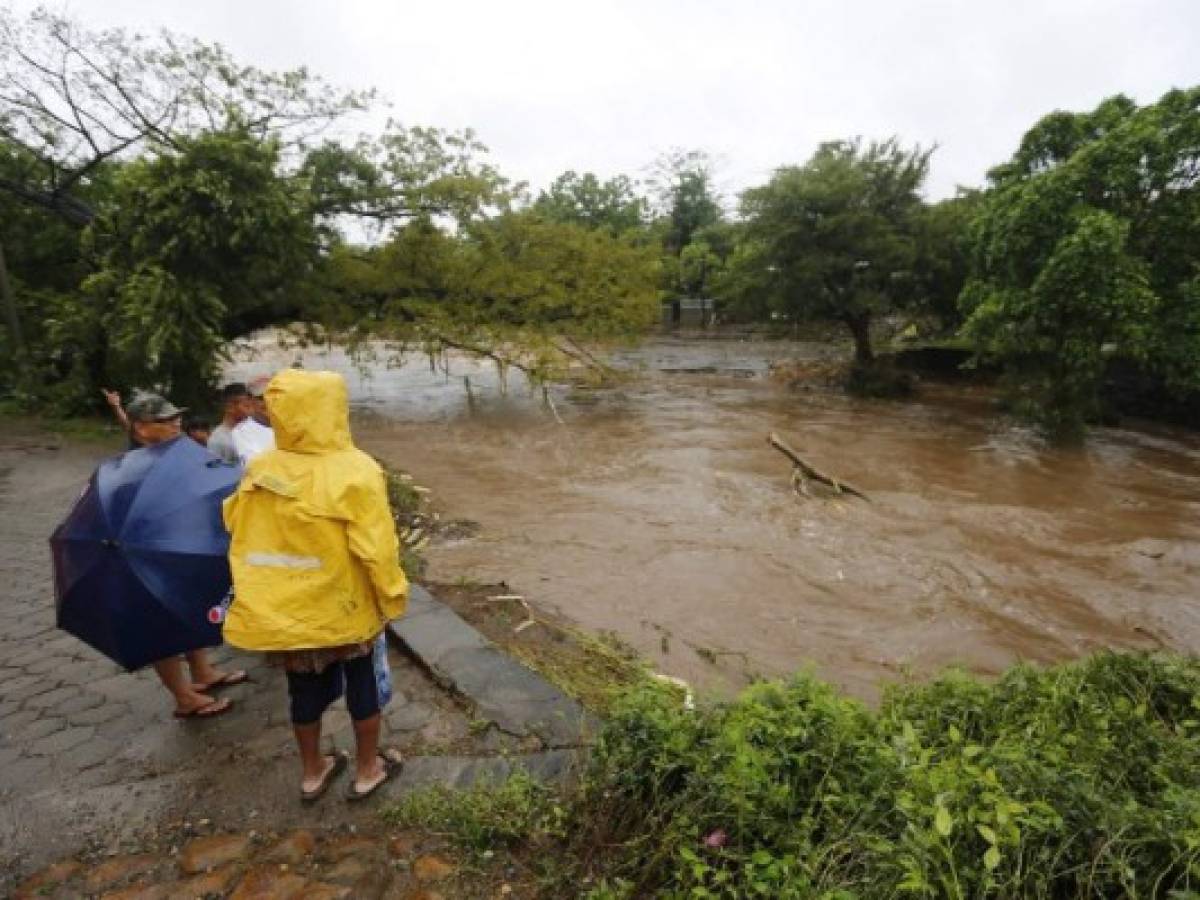 Costa Rica decreta tres días de duelo tras paso de tormenta tropical