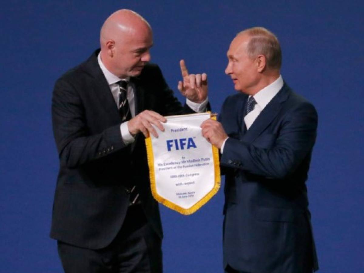 FIFA y UEFA suspenden a clubes y selecciones rusas de competencias internacionales