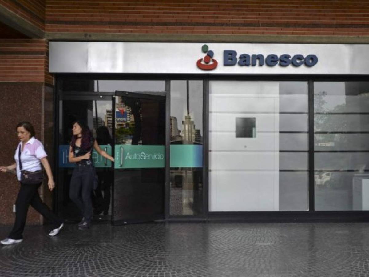 Venezuela: Gobierno ordena intervenir a Banesco, el principal banco privado del país