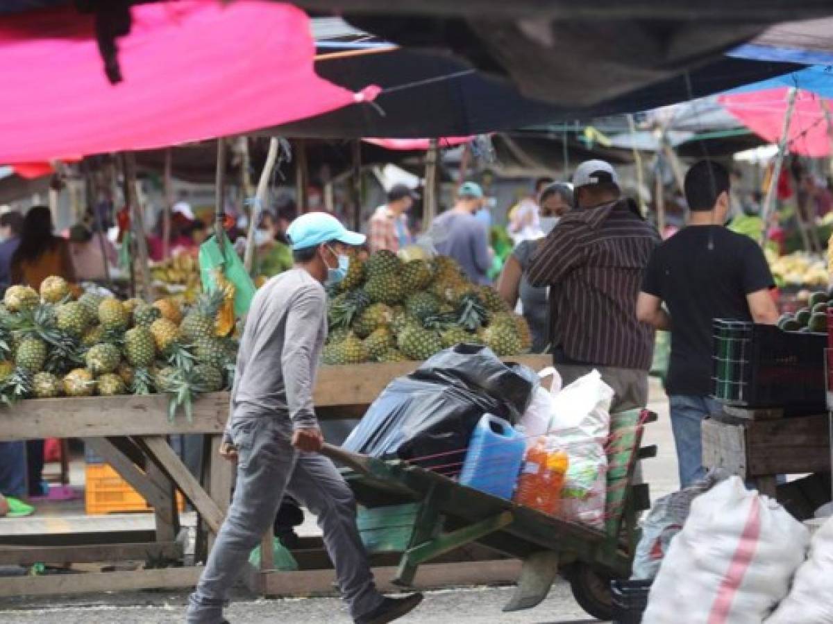 Siguen al alza los casos de covid-19 en el Triángulo Norte de Centroamérica