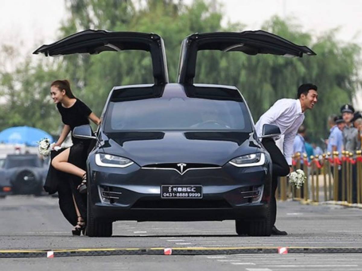 Tesla retirará del mercado casi 200.000 coches en China por riesgo de colisión