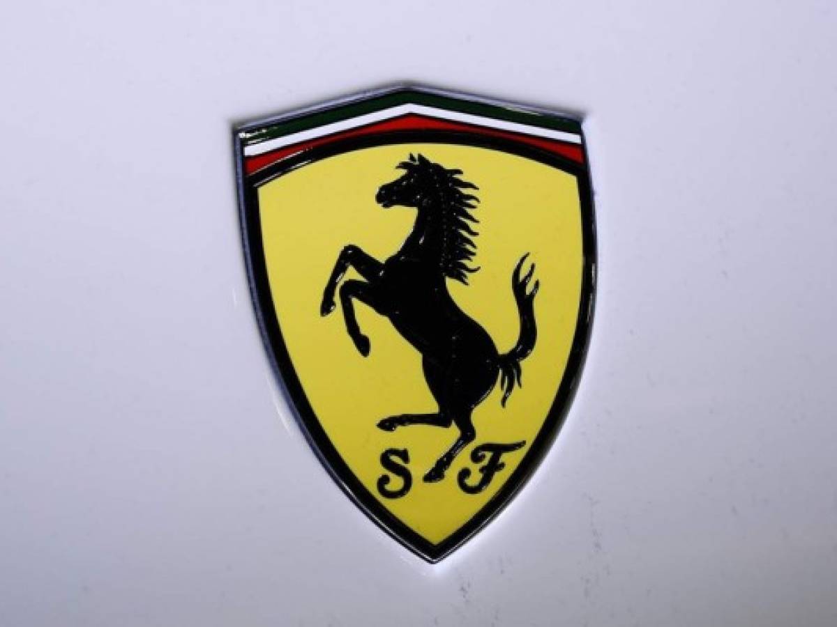Se disparan pedidos de autos Ferrari pese a la pandemia