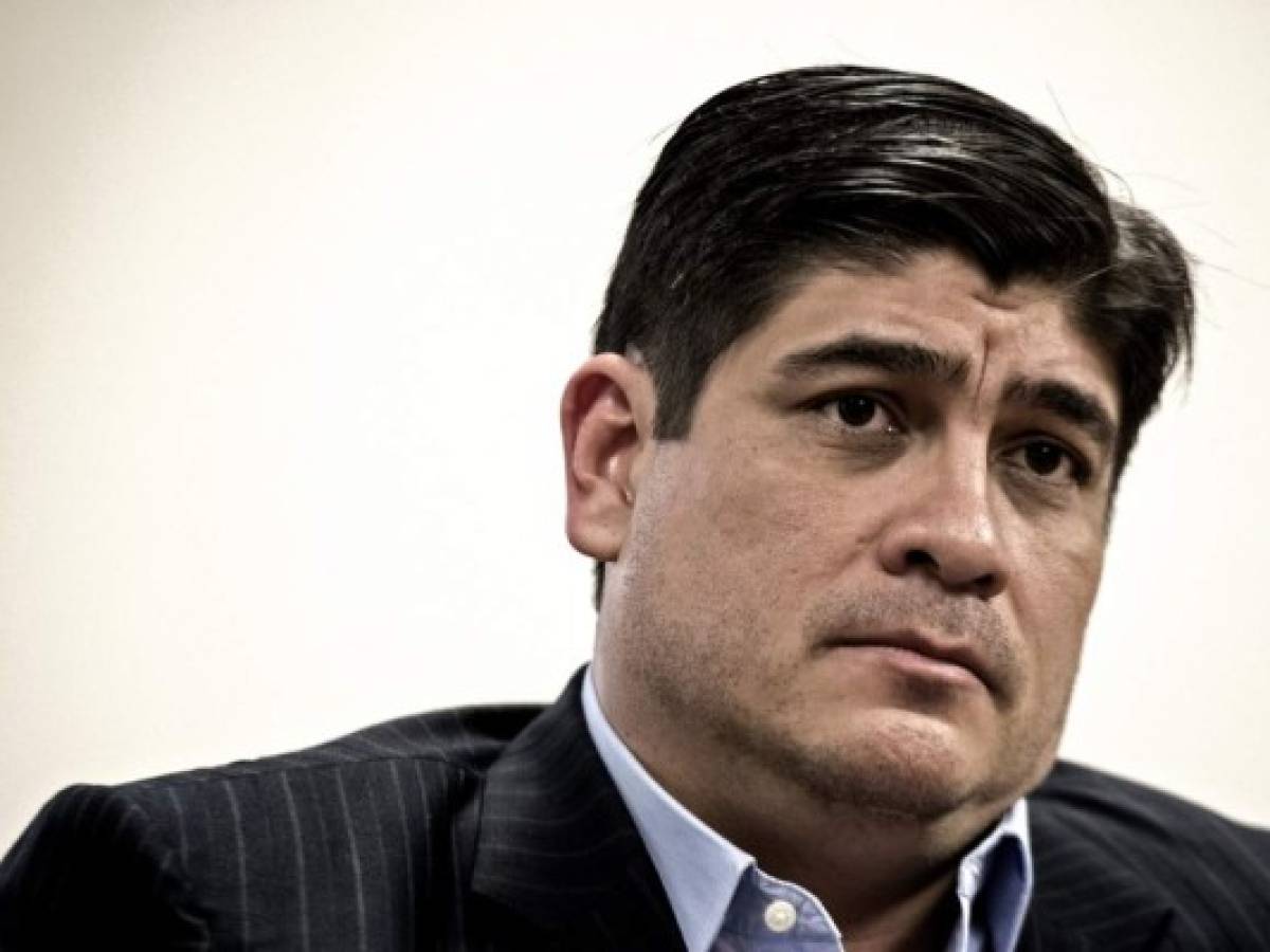 Costa Rica: Abren investigación contra Carlos Alvarado por viaje familiar