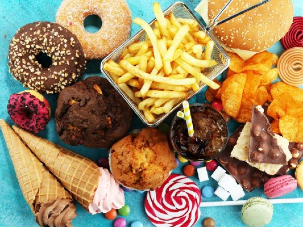 EEUU, Europa y Canadá se oponen a nuevo etiquetado de México para comida chatarra