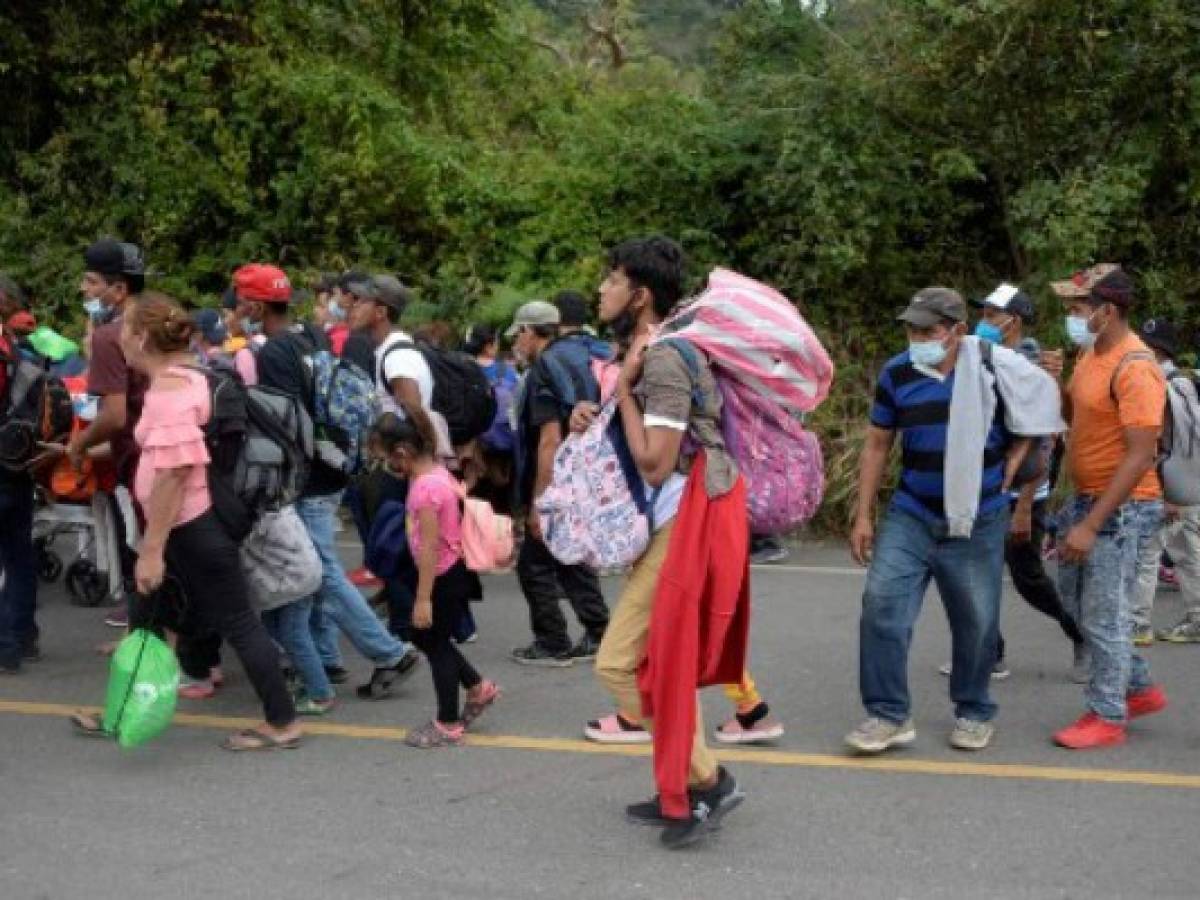 Caravana rumbo a EE.UU. suma más de 9.000 migrantes