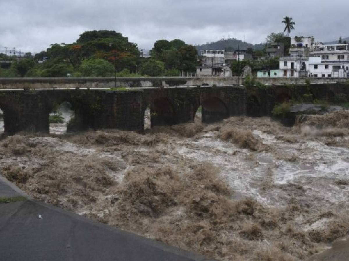 Lluvias dejan medio millón de afectados en Guatemala