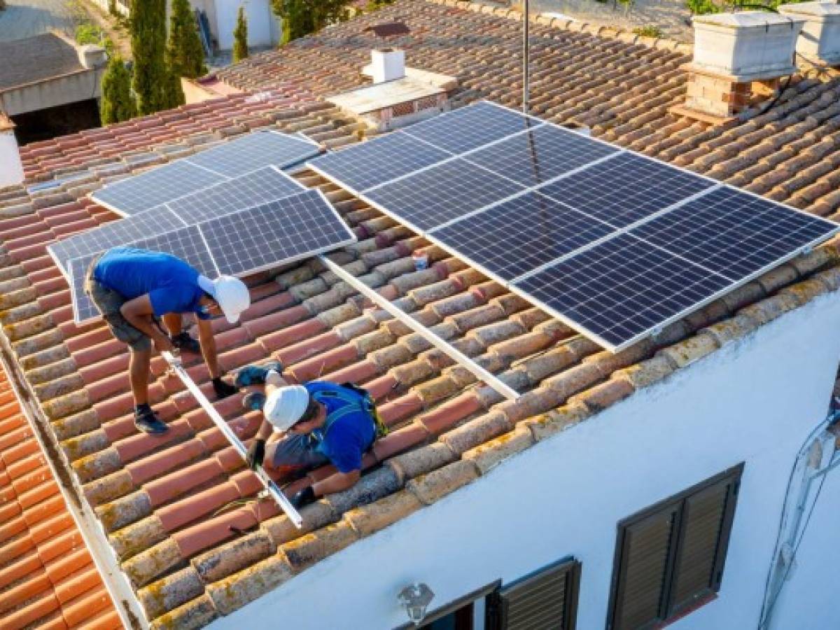 Costa Rica: Ya podrán instalarse paneles solares en viviendas y empresas de forma más expedita