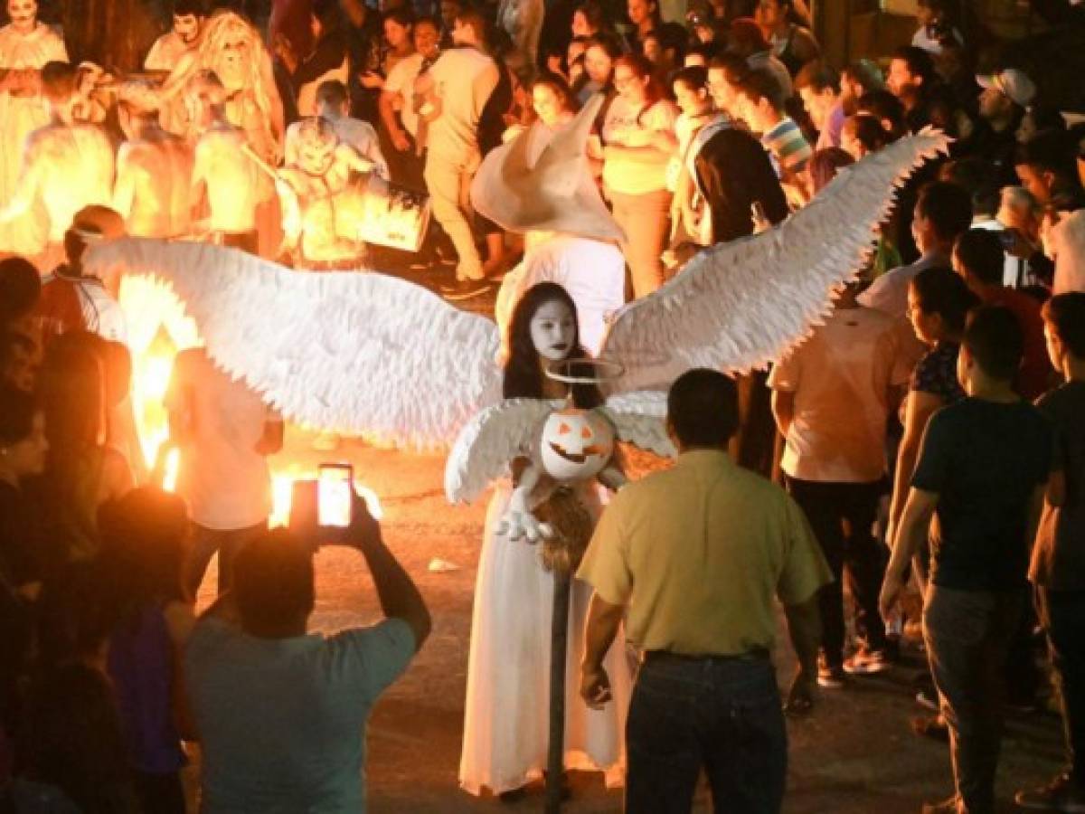 'La Calabiuza', festividad que se impone a Halloween en El Salvador