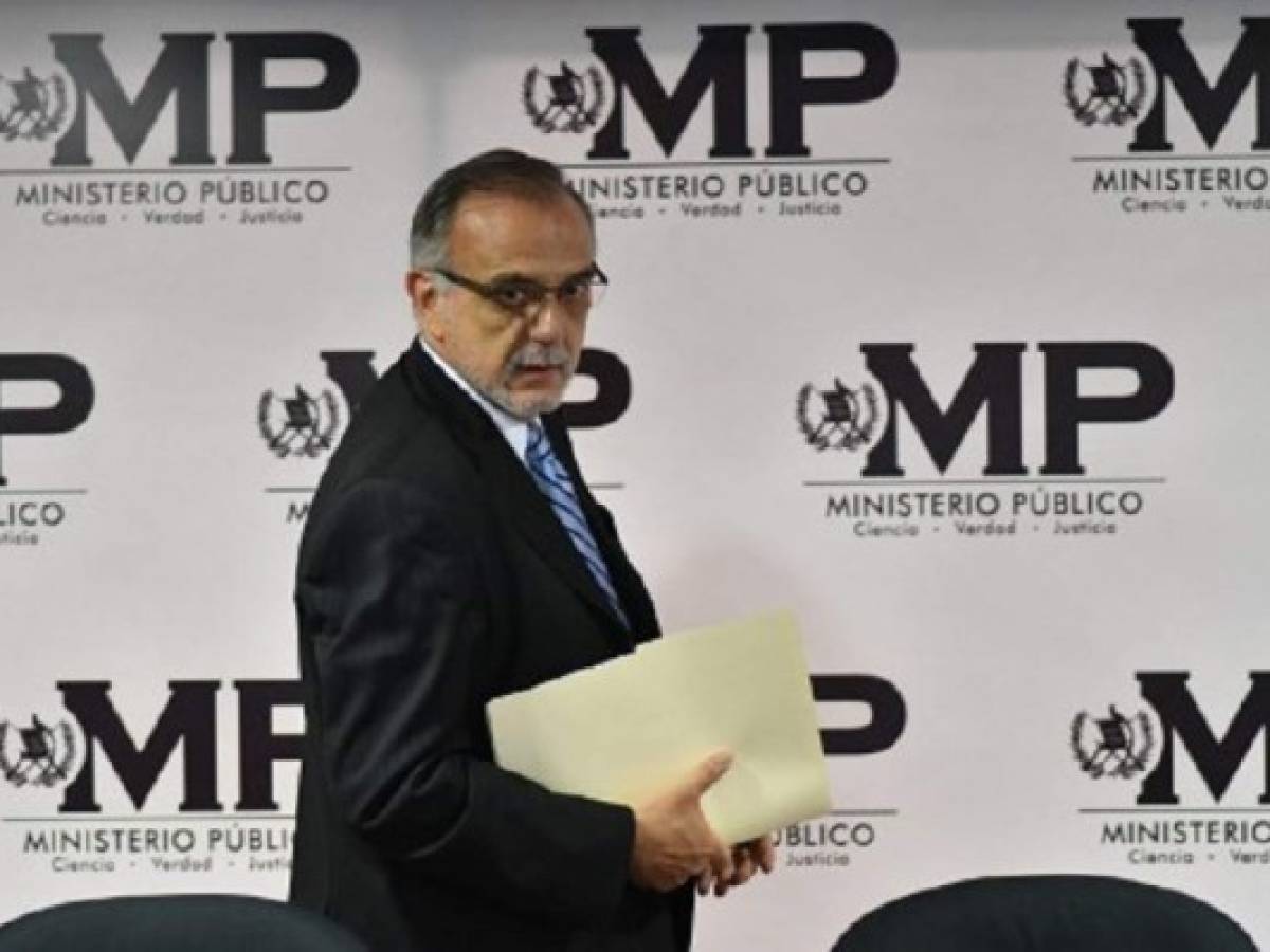 Jimmy Morales ordena expulsión de Iván Velásquez de Guatemala