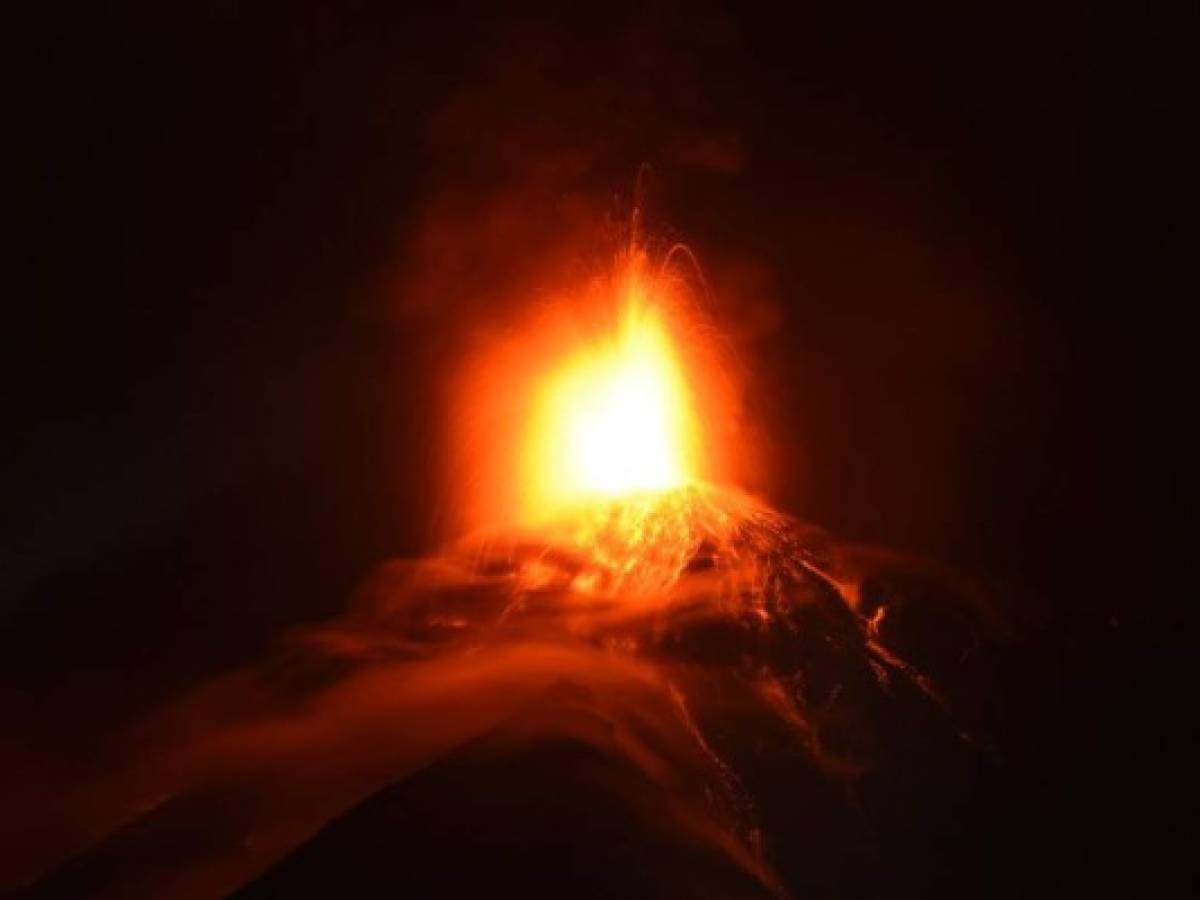 Guatemala: Alerta roja por nueva erupción del Volcán de Fuego