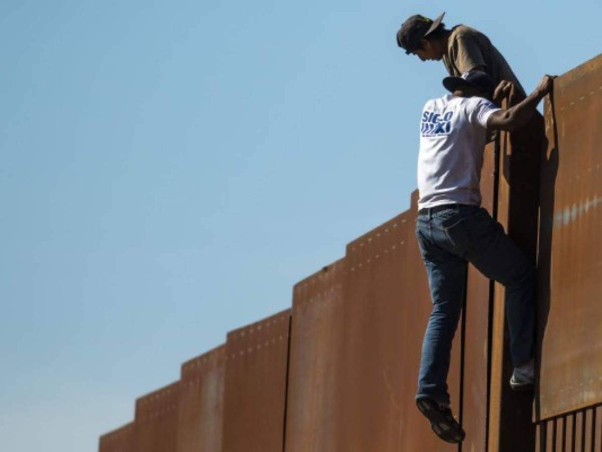 Crisis Migrante: Los mil pedazos del sueño (centro) americano rotos en EE.UU. y México