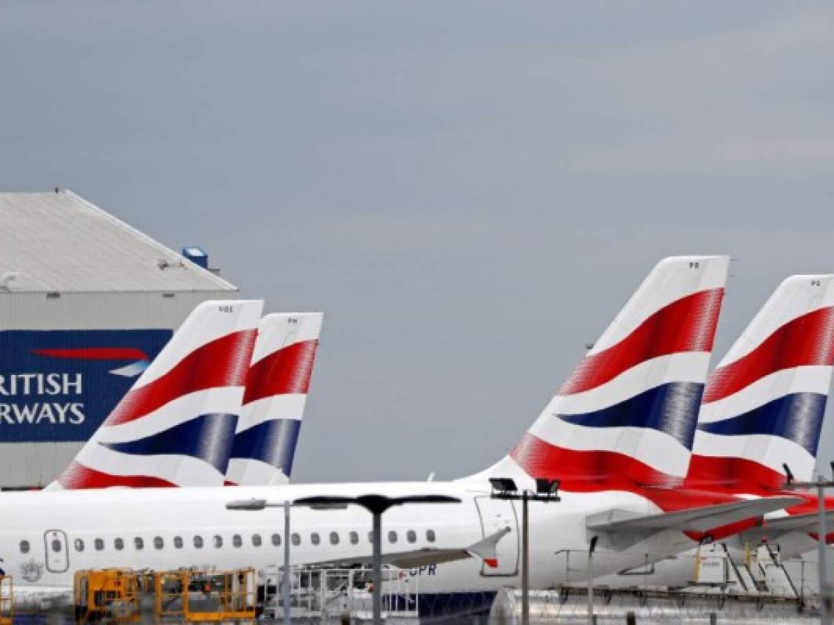 Presidente de British Airways defiende los recortes laborales por la pandemia