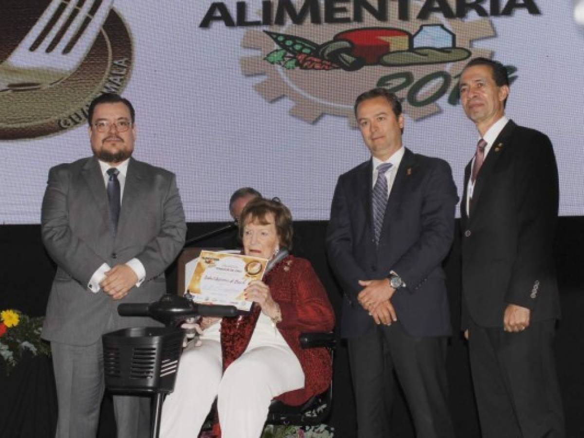 Guatemala: Isabel Gutiérrez de Bosch es reconocida como Personaje del Año en la Feria Alimentaria 2019