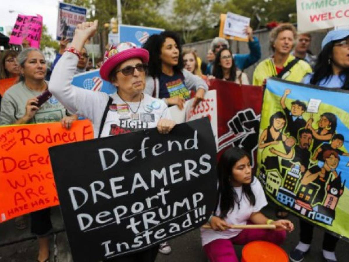 5 testimonios de 'dreamers' a los que Trump les cortó las alas