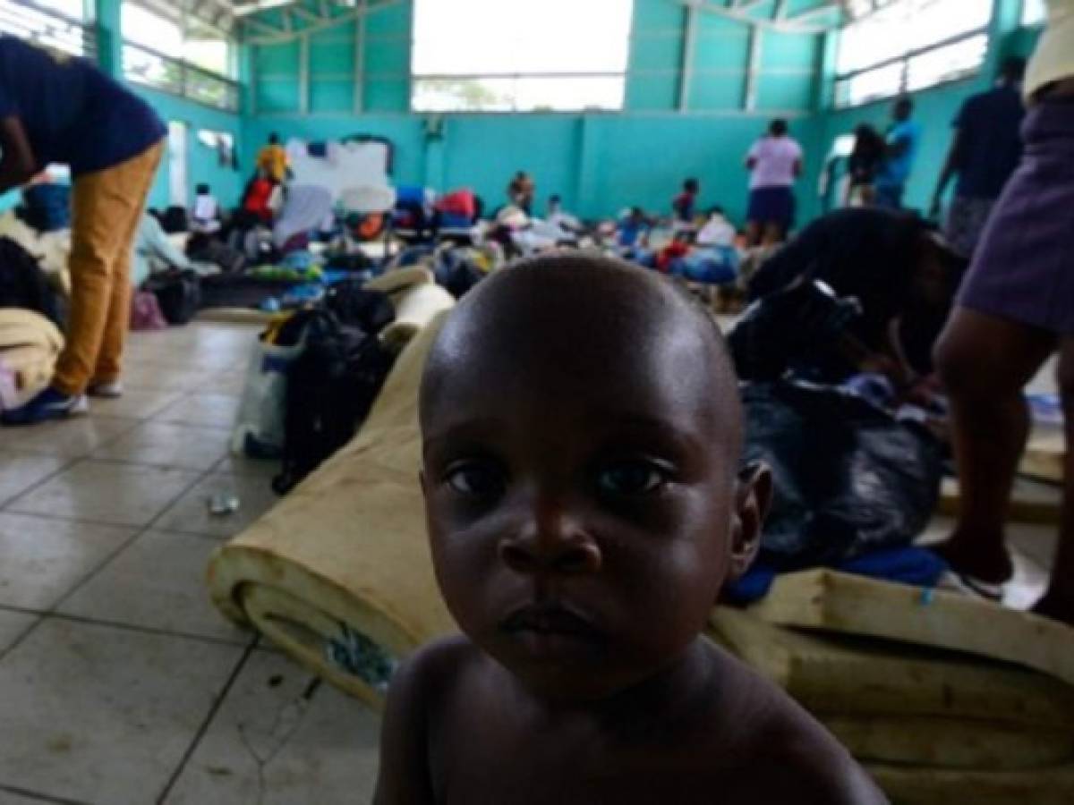 Haitianos y africanos, atrapados en Costa Rica en su intento por alcanzar EEUU