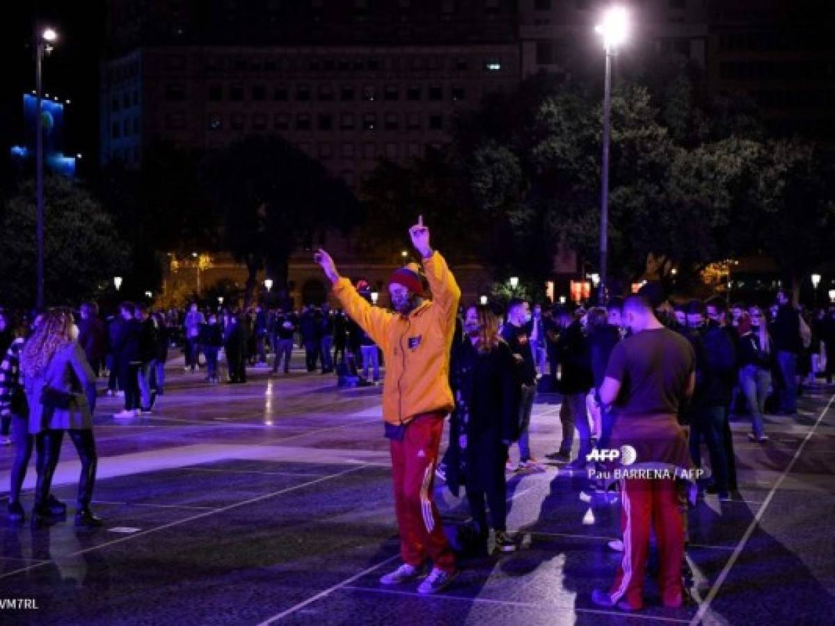 Discoteca al aire libre en Barcelona para reclamar la reapertura del ocio nocturno