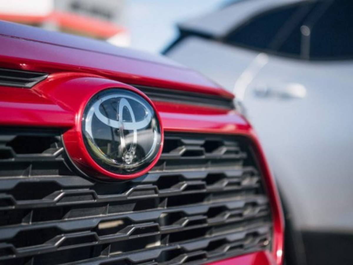 Toyota se corona como líder de ventas de automóviles en EEUU