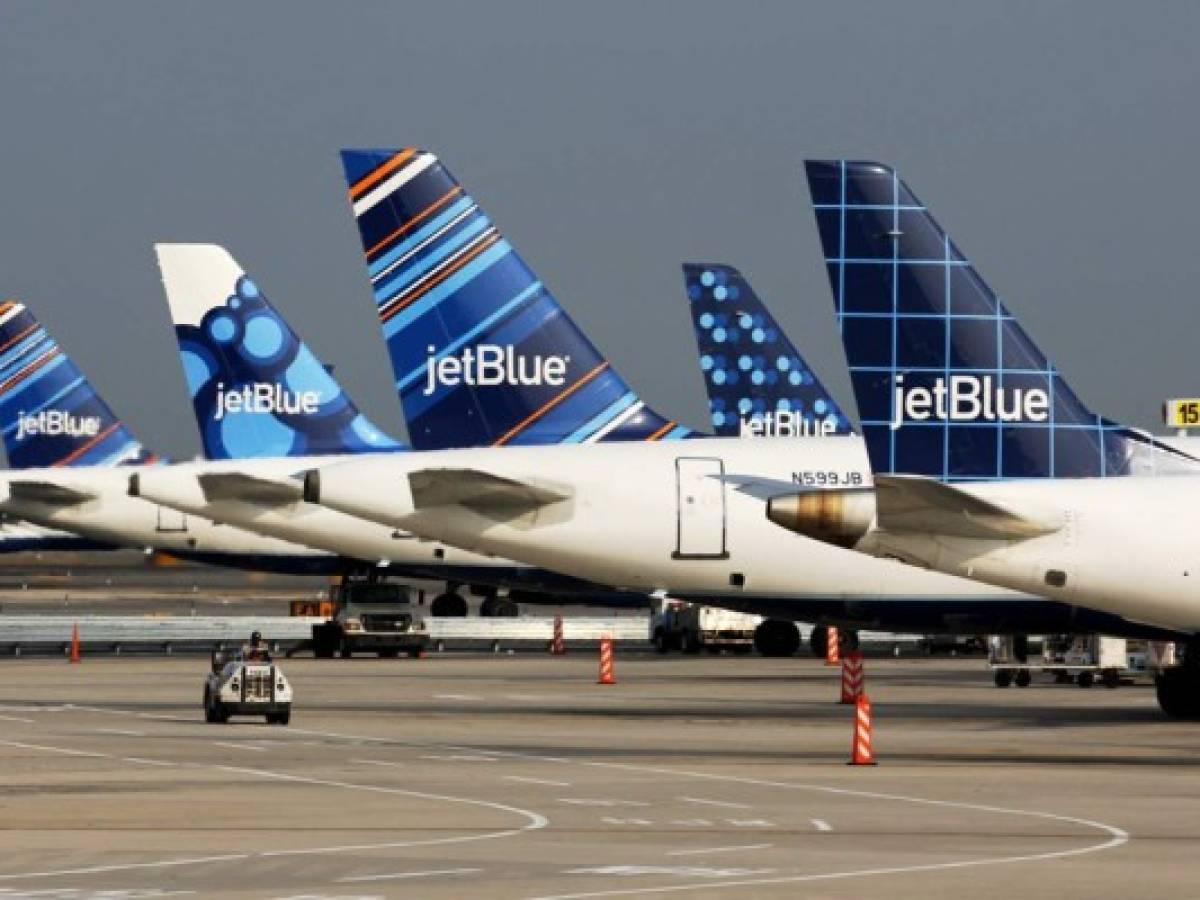 JetBlue tendrá sistema de auto-abordaje con reconocimiento facial