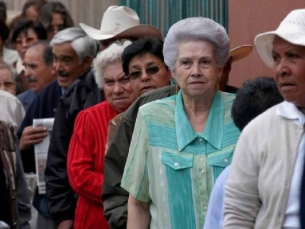El Salvador: AFP son las que pagan pensiones del Gobierno