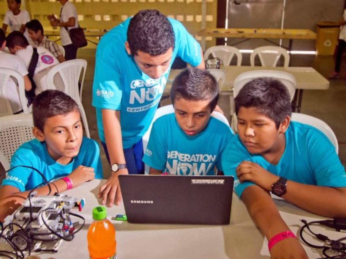 Samsung inspira a juventud salvadoreña con su participación en GenNow