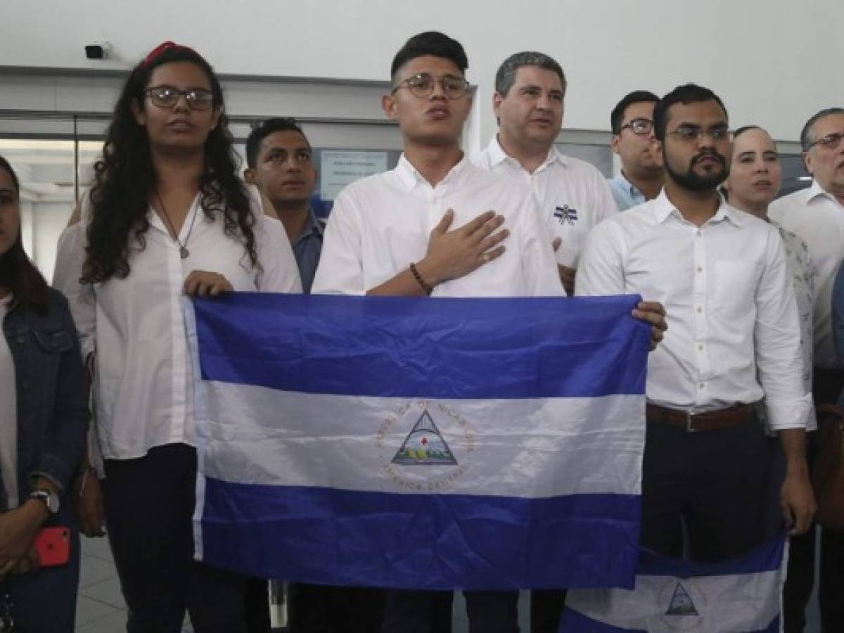 Estudiante exiliado que increpó a Ortega regresa a Nicaragua