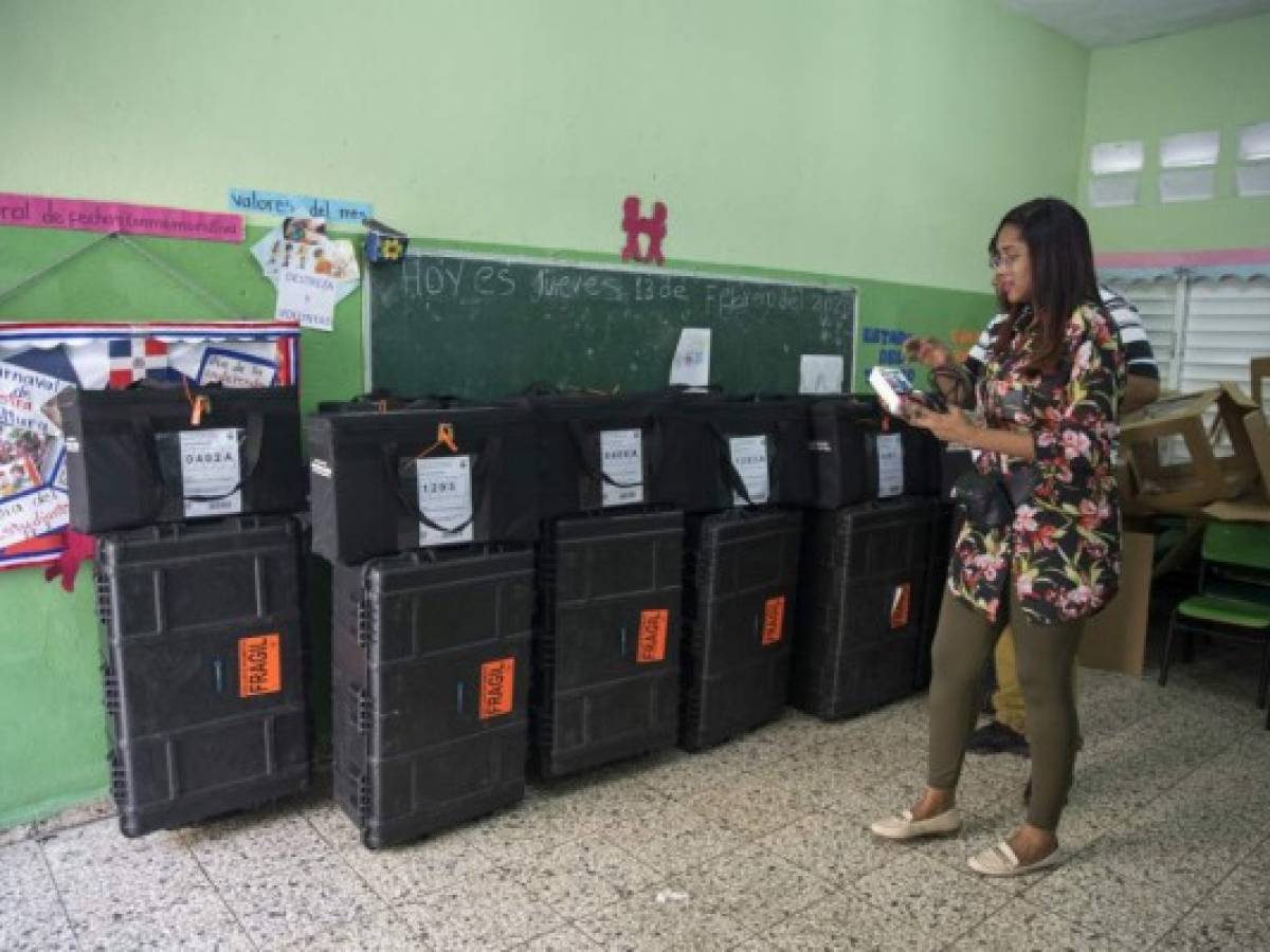 Voto electrónico en la mira por falla en República Dominicana