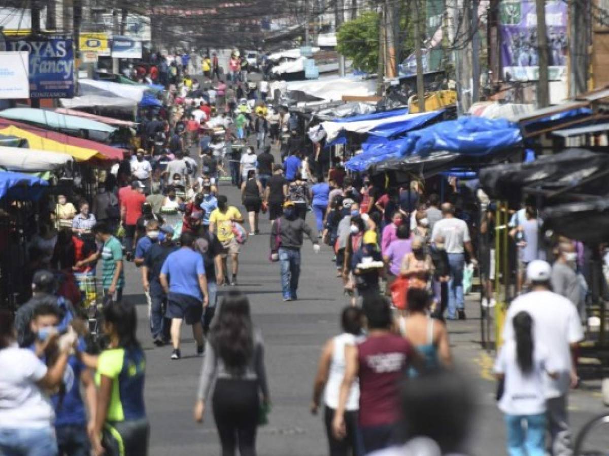 Presidente de Guatemala: Sin restricciones podríamos tener 2.000 casos de covid-19 por día