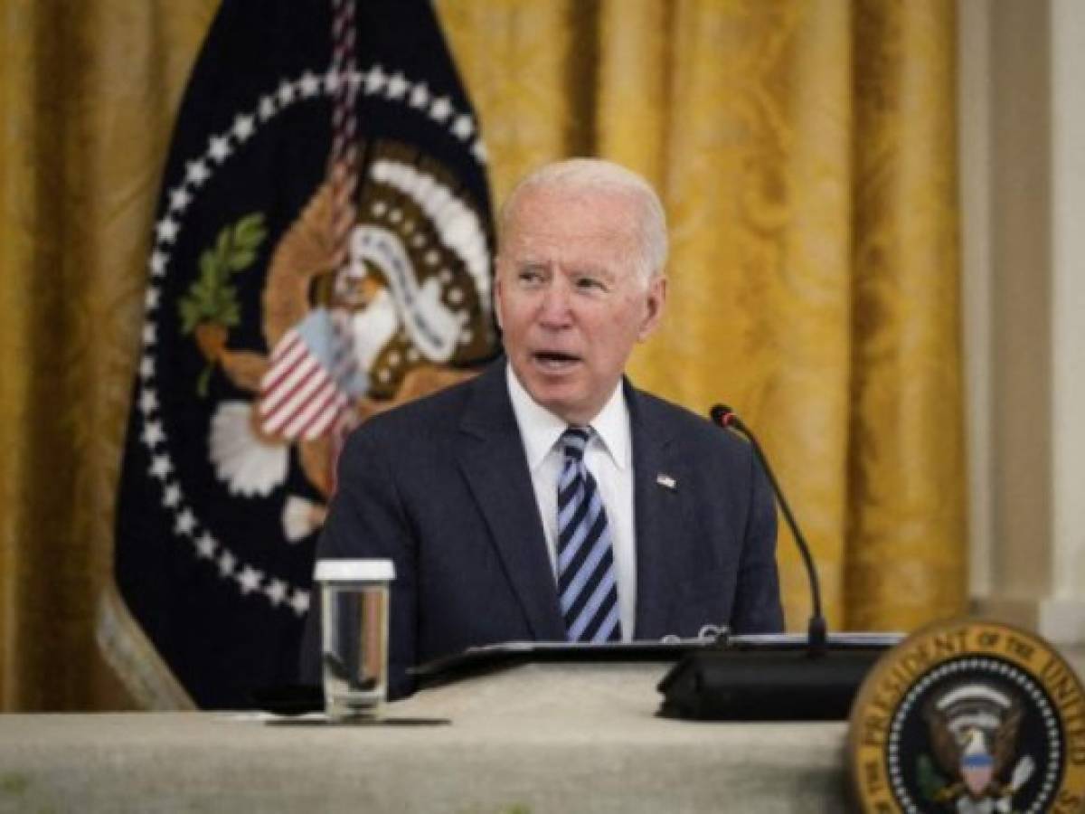 Biden insta a líderes tecnológicos a hacer frente a ciberataques