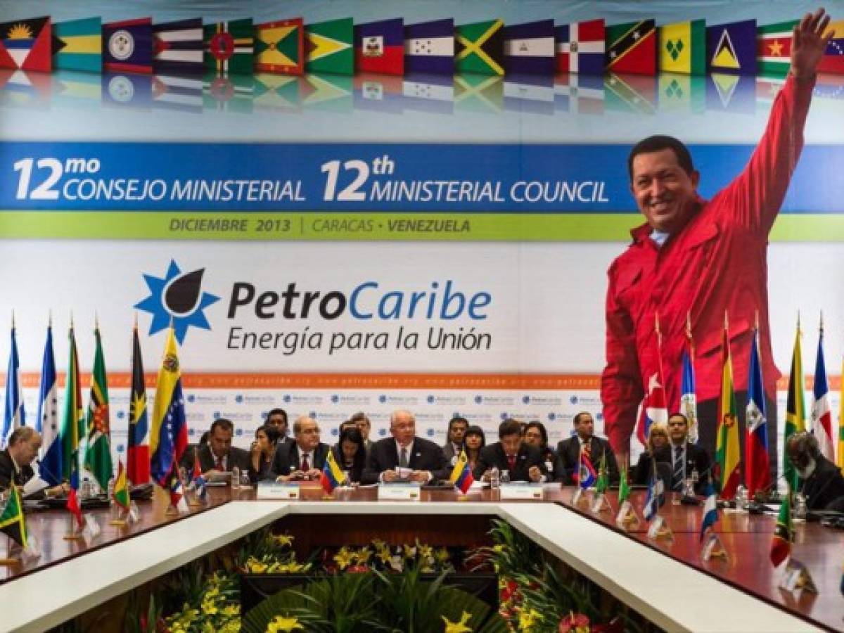 EE.UU.: Centroamérica entiende que no puede seguir 'adicta' a Petrocaribe