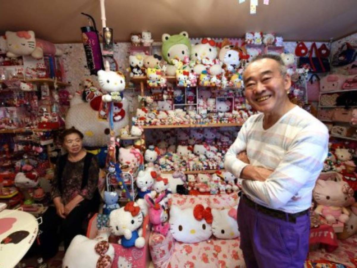 Un policía tiene la mayor colección Hello Kitty en el mundo