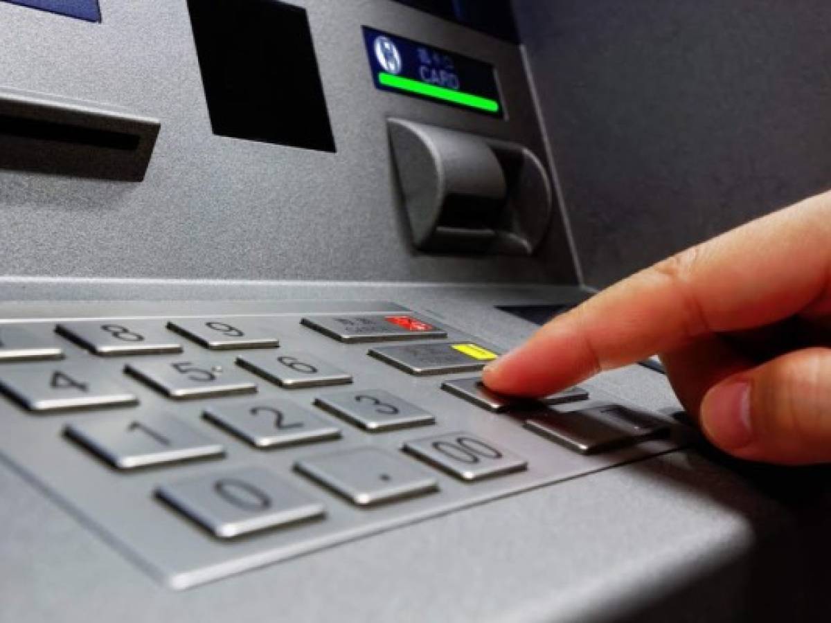 5 consejos de seguridad en cajeros automáticos