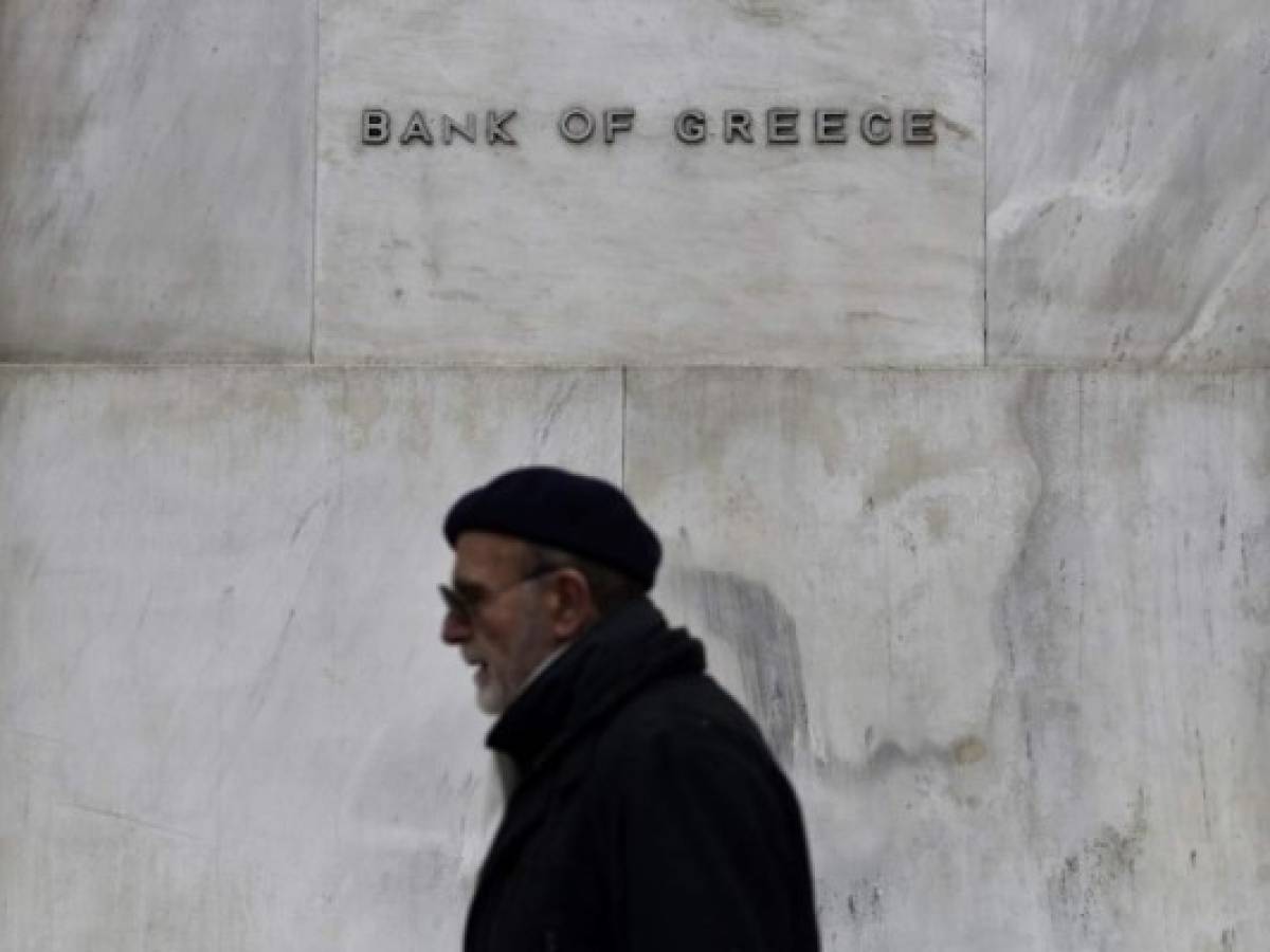 Grecia se pliega ante la UE y pedirá rescate