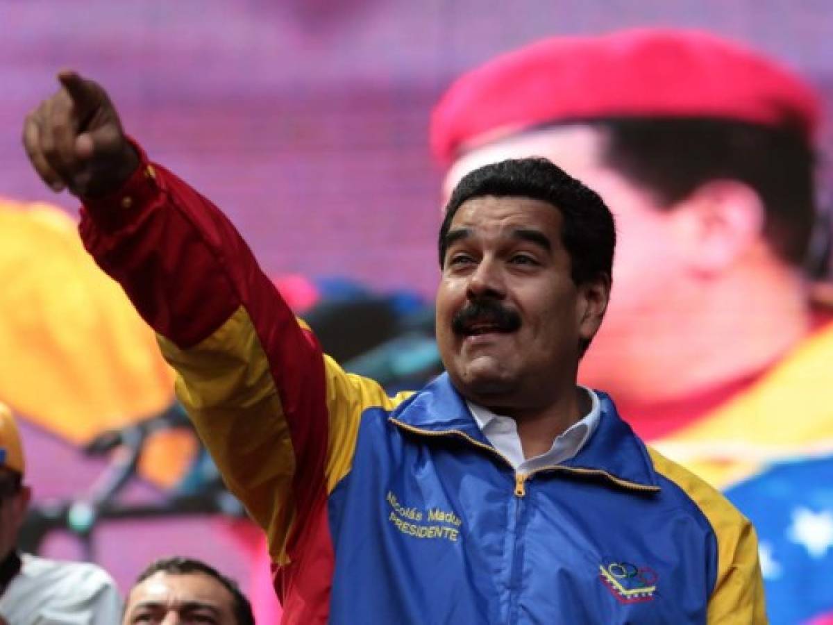 Por llegar lo peor para Venezuela: se 'secan' sus reservas y roza el impago