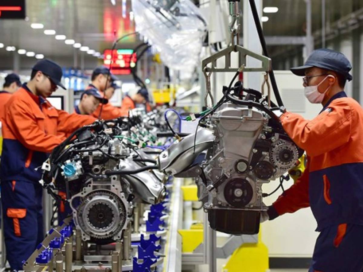 La economía de China se acelera: PIB sube 4.9% en el tercer trimestre del año