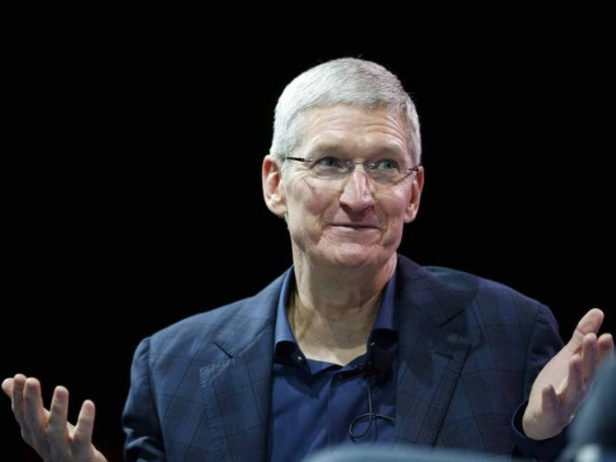 El (polémico) e-mail de Tim Cook que evitó un 'crash' de Apple