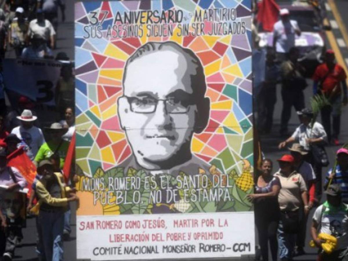 El Salvador: Reabren proceso por asesinato de monseñor Romero