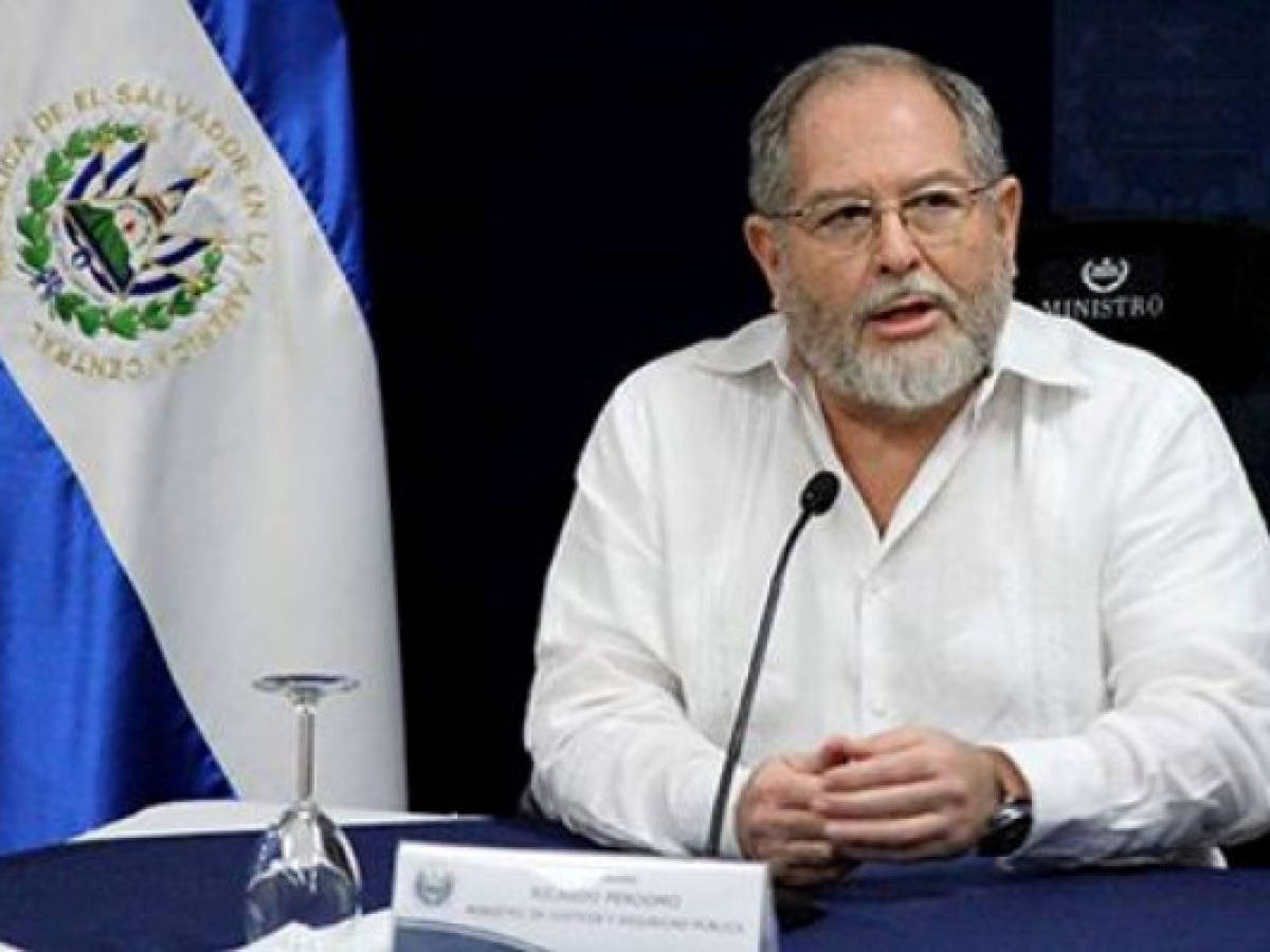 Ministro revela purgas en pandillas de El Salvador