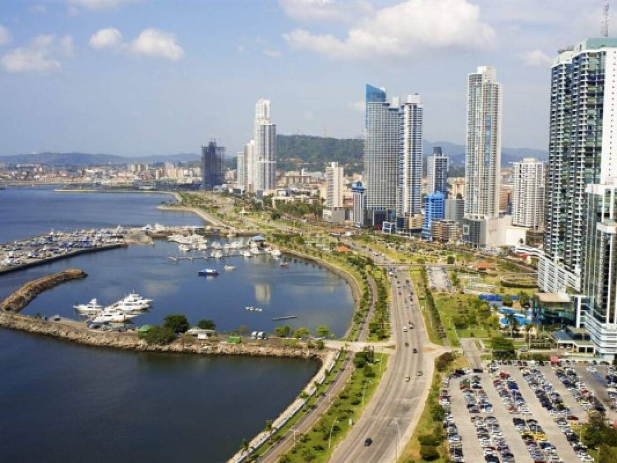 Grupo de Acción Financiera mantiene a Panamá en lista gris y le da ultimátum  