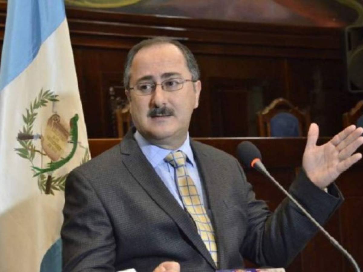 Guatemala: Condenan a expresidente del Congreso por corrupción